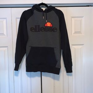 Mens size large ellesse sweatshirt